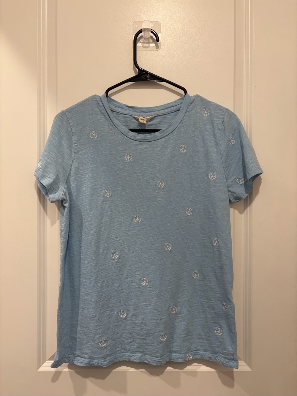 Lucky Brand Light Blue Short Sleeve Crew Tee with White Embroidered Motifs